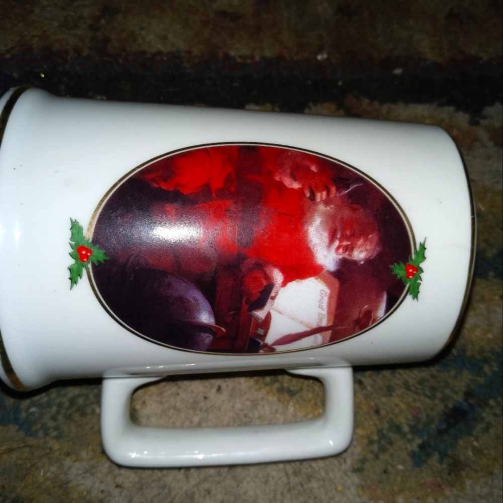 Vintage 1996 collectors edition Coca cola santa mug 'Good boys and girls'